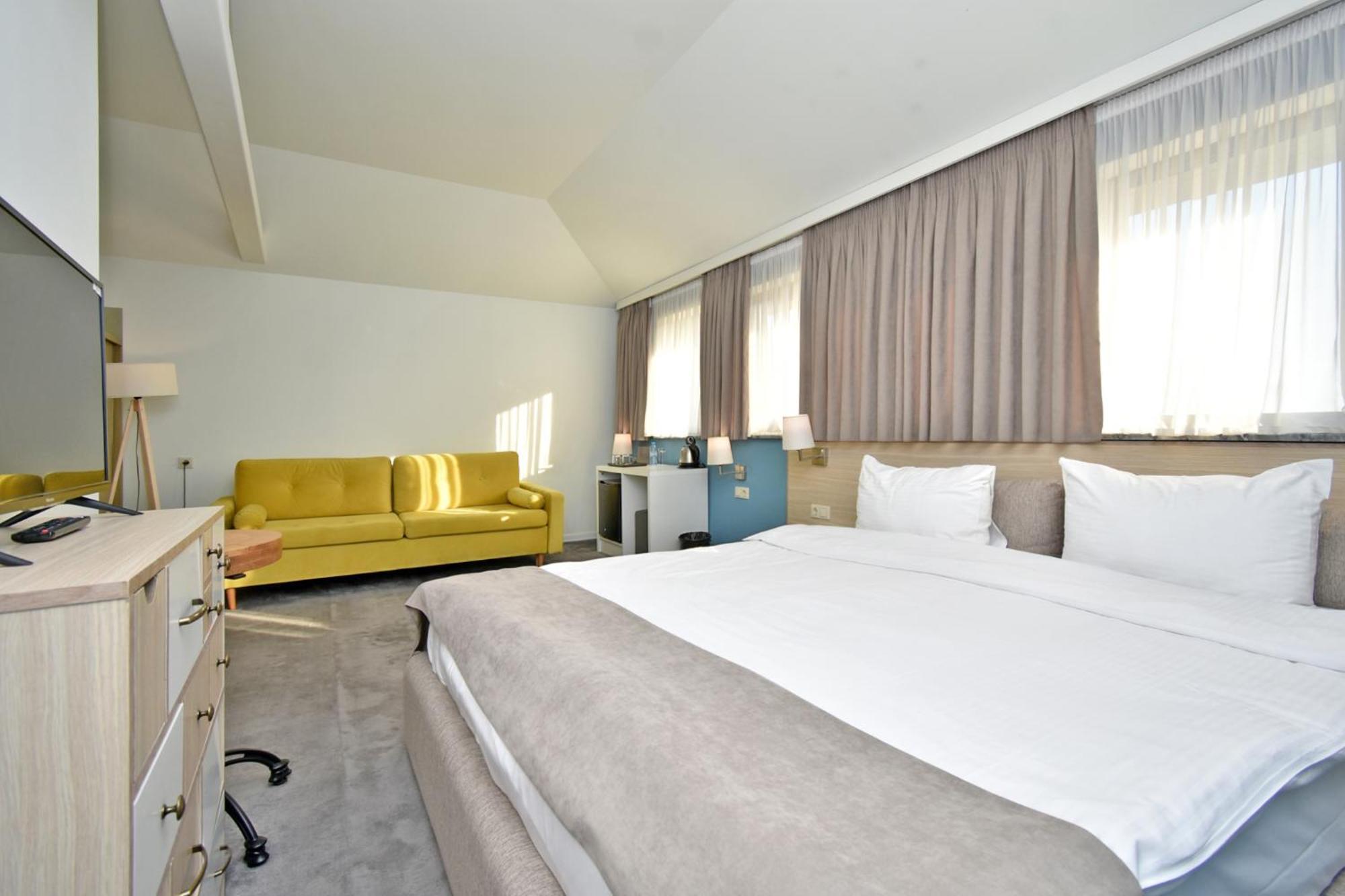 In City Hotel Yerevan Ngoại thất bức ảnh