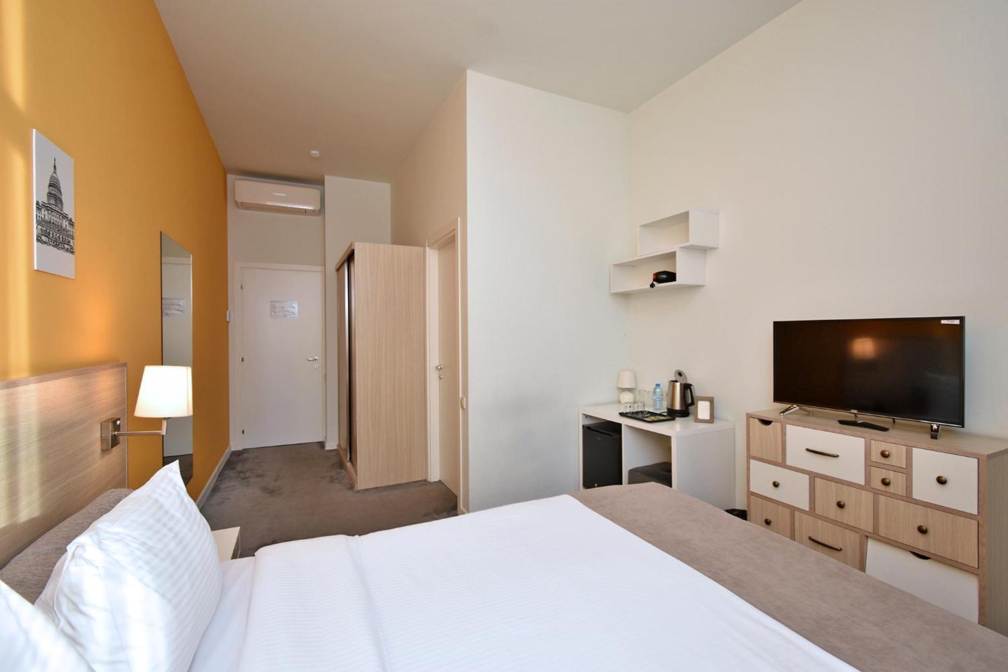 In City Hotel Yerevan Ngoại thất bức ảnh